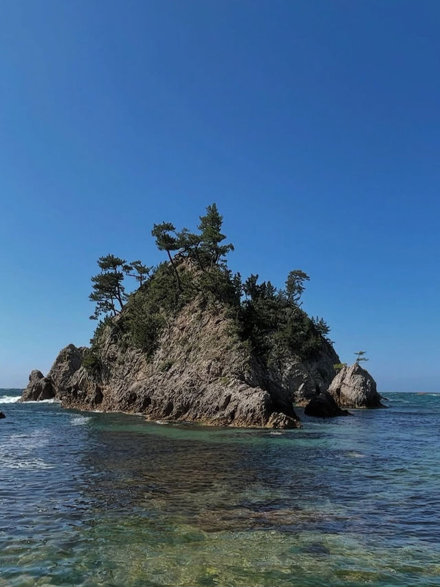 【日本海の秘境✨浦富海岸で癒しの絶景旅】