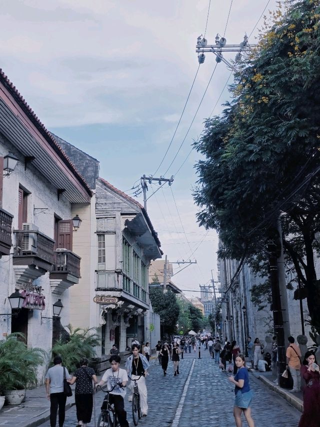 พาเที่ยวเมืองเก่า Intramuros, Manila 🇵🇭