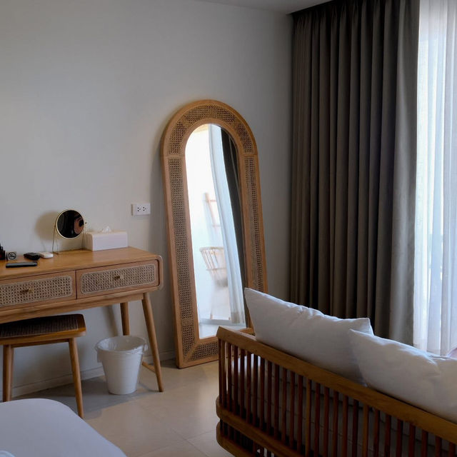 SALT Beach Hotel Rayong 🌈🐳🪼 ที่พักสไตล์มินิมอลสุ