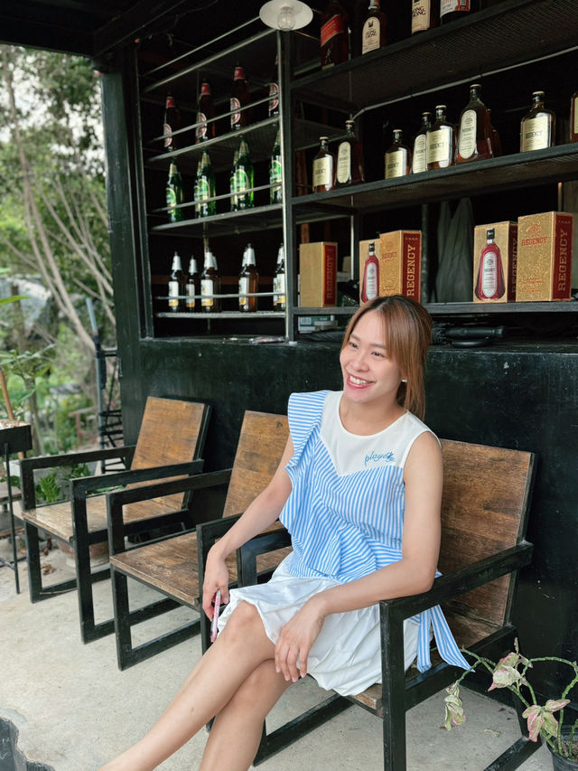 แจ่วฮ้อนฟีลตั้งแคมป์ริมแม่น้ำเพชรบุรี 😆