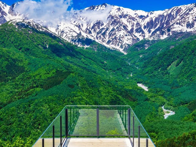 🏔️🌿 *Hakuba in Summer: A Green Alpine Paradise in the Japanese Alps* 🚵♀️🌸