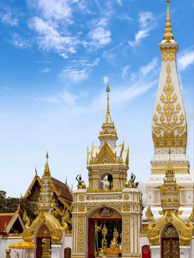 🙏 วัดพระธาตุพนมวรมหาวิหาร เที่ยวนครพนม 