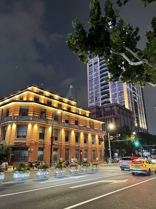 Shanghai Night Walk – Exploring North Bund’s Skyline Magic and Wu Kang Road’s Historic Charm 🌆✨
