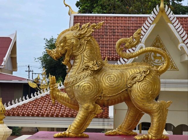 หลวงพ่อพระใส พระคู่บ้านคู่เมือง จังหวัดหนองคาย