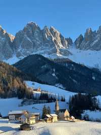 Dolomites Winter Travel Guide 🇮🇹