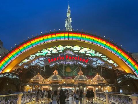 キティーちゃんに会おう🤍サンリオピューロランド | Trip.com 多摩市
