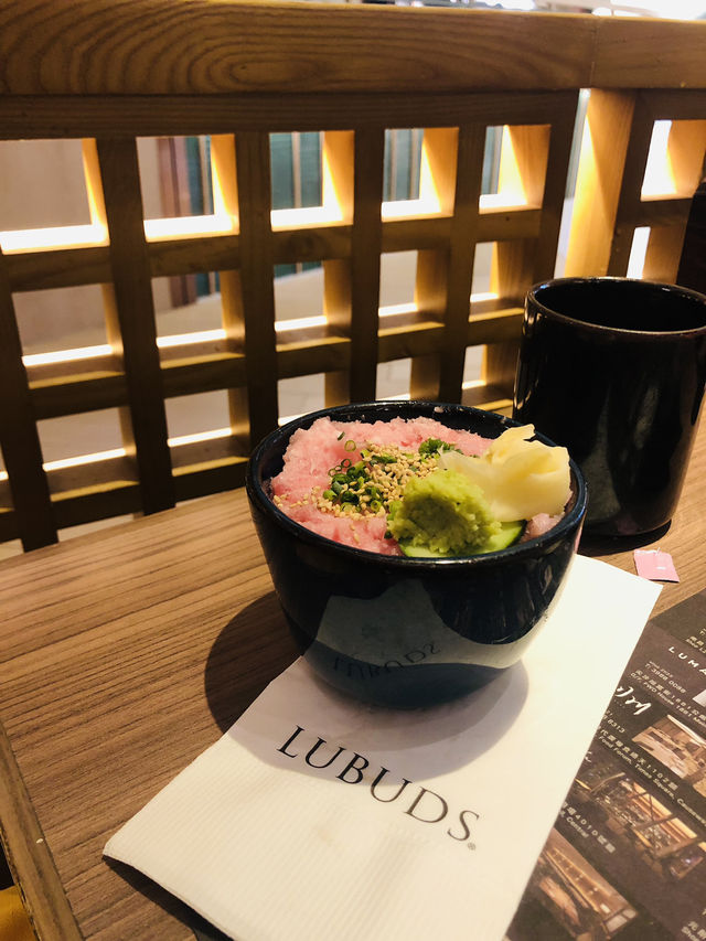 很豐富日式的下午茶 還有特飲附送🥤