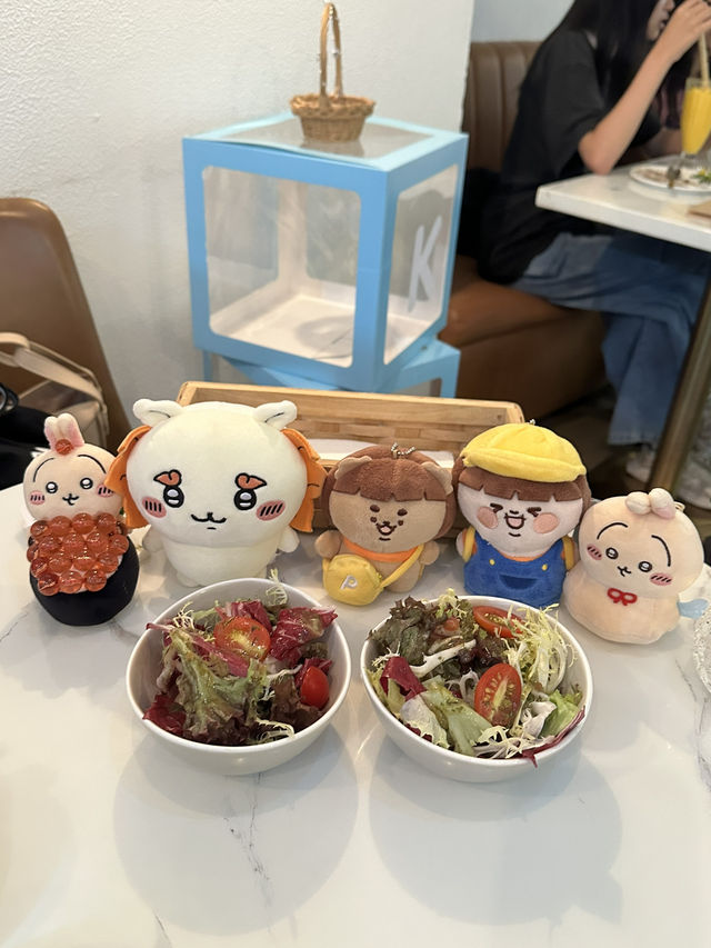 尖沙咀新式亮麗的打卡西式Cafe 