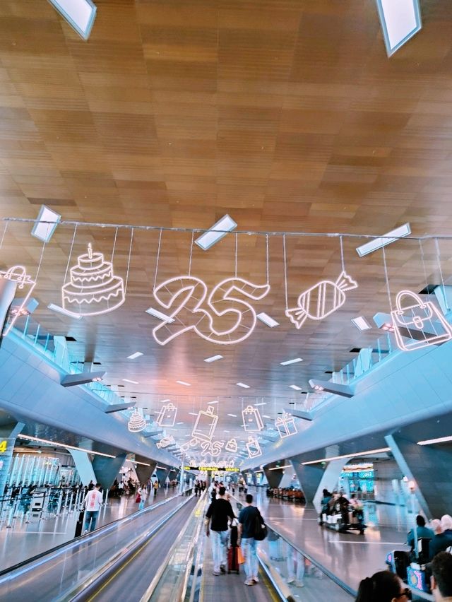 🌟 Arrival in Elegance: First Impressions of Hamad International Airport, Doha 🇶🇦