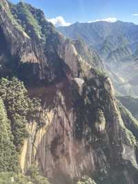 ⛰ How to Conquer Huashan (华山) — Choosing Your Route