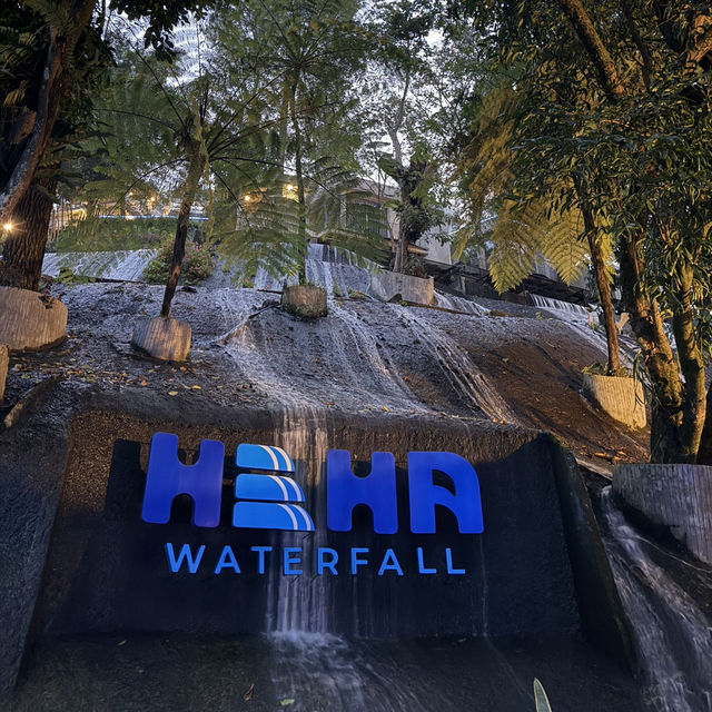 🌿✨ HeHa Waterfalls Café: A Must-Visit After Safari Bogor