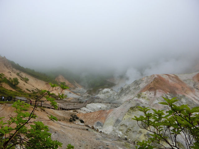 來北海道的登別看火山口