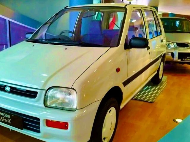 Sepang Itinerary | Cars, Shopping & Airport Stay