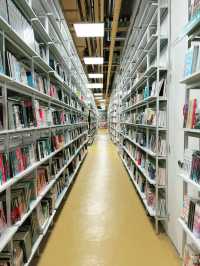BookXcess LaLaport: Instagrammable Escape for Book Lovers 