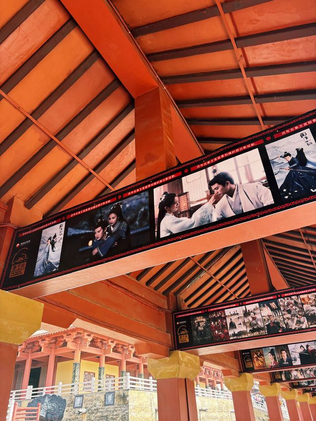 Walking Through Qin Palace in Hanfu