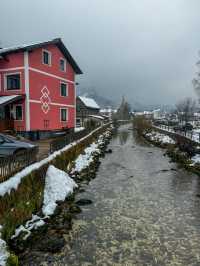 Snowy Strolls in a Fairytale Village – Hallstatt in Late Autumn