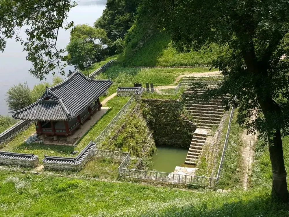 역사가 살아 숨 쉬는 백제 공산성