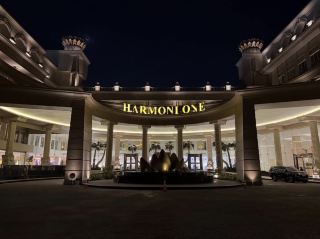 Harmonione Hotel in Batam Center 