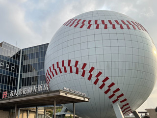 亞洲最大球體建築之一,台灣最具指標性棒球名人堂