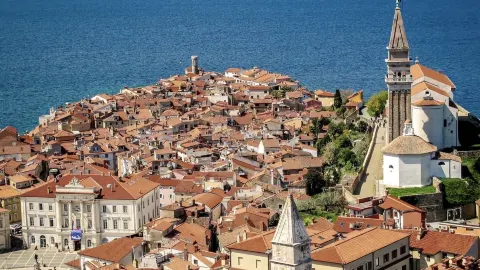 Discover Pitrane, a hidden gem in Slovenia, offering a Venetian feel on the Adriatic coast. — traveler post in Koper