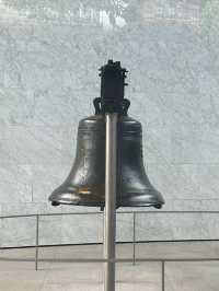 Historic bell - icon of Freedom in 🇺🇸 