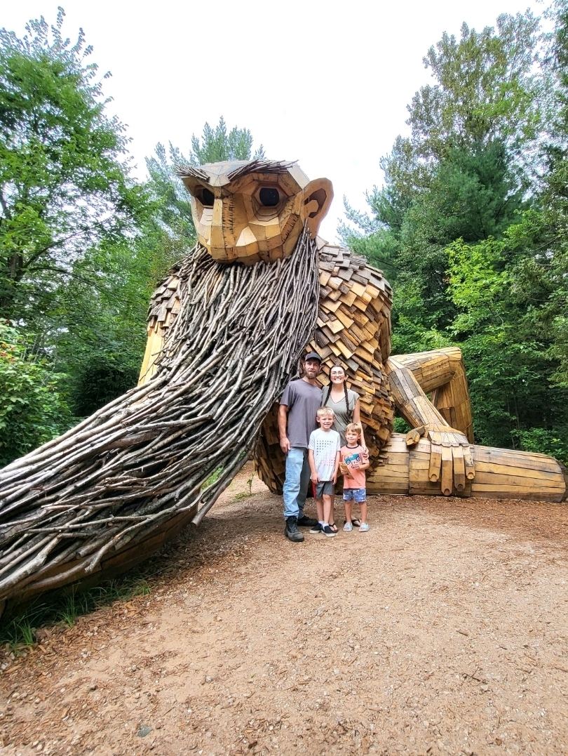 70〜80s USA フィッシング トラウト 木製オブジェ Go check out Benny the Beard Fisher, a giant wooden troll on the