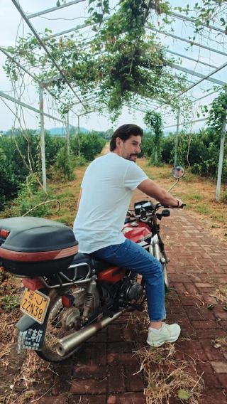 I stole a motorcycle in China 