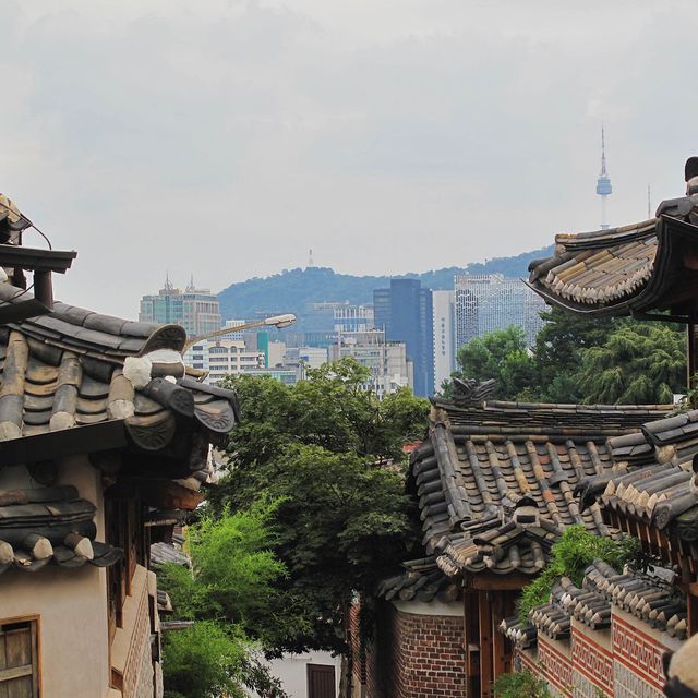 Back in time at Bukchon Hanok village