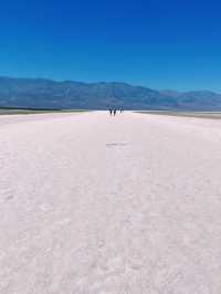 Death Valley National Park – Earth’s Most Extreme Theme Park! 🌞🏜️