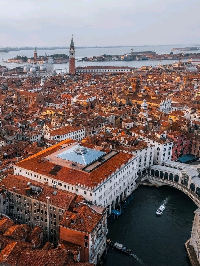  A City of Water and Wonder – Venice, Italy