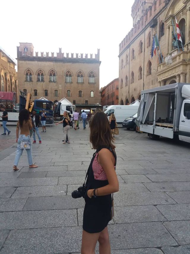 Bologna Must-See Guide: Italy’s Culinary & Cultural Treasure 🇮🇹🍝