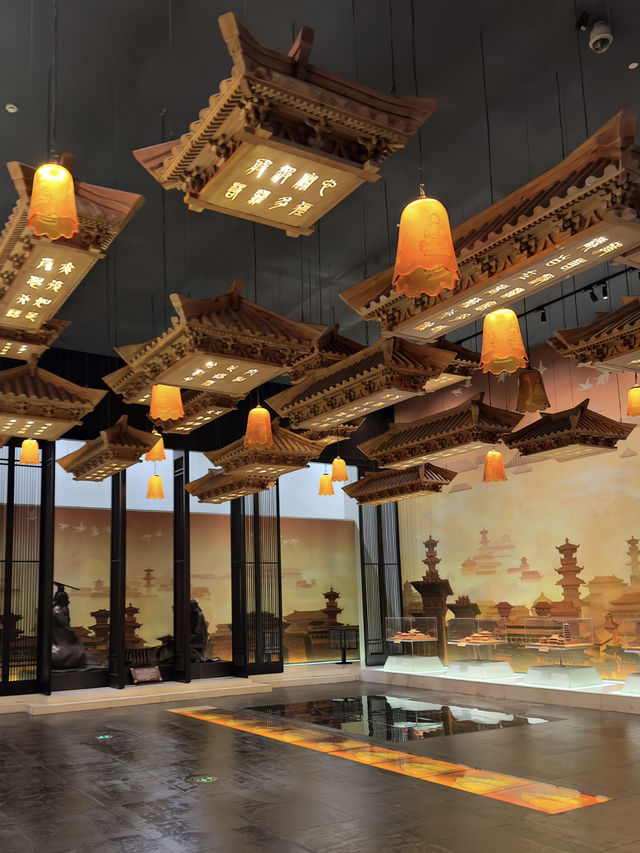 Glowing Wonder: Tech Meets Tradition at the Porcelain Tower 