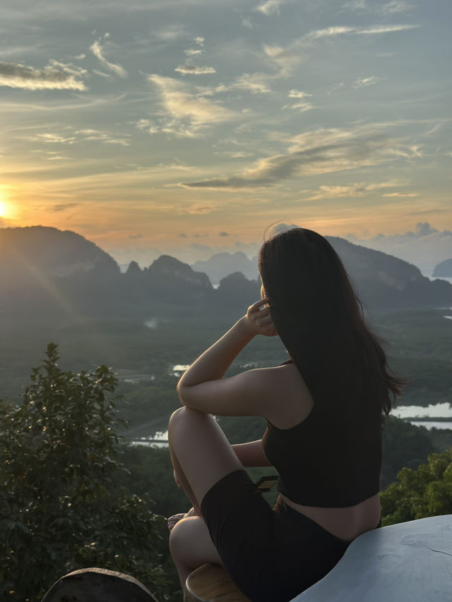 Потрясный вид, ради которого можно и в 4 утра проснуться! Потрясный вид, ради которого можно и в 4 утра проснуться!