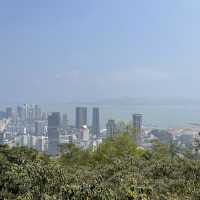 A hike with stunning views of Shenzhen 