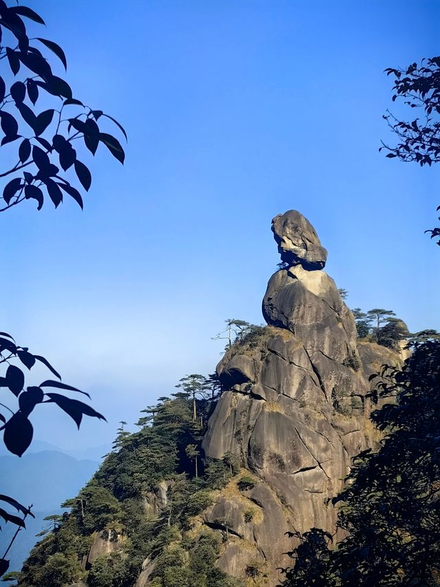 三清山,在14億年花崗岩包圍中的秀美石林 三清山,在14億年花崗岩包圍中的秀美石林