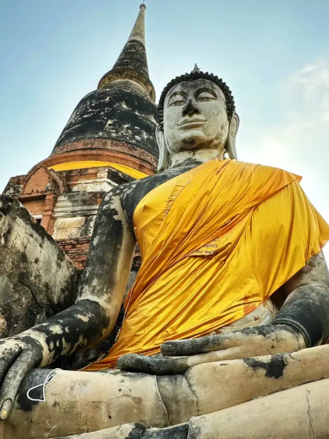 Exploring Wat Mahathat Yuwaratrangsarit 🇹🇭