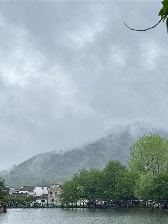 下雨天來宏村別有一番美麗景象｜黃山旅行
