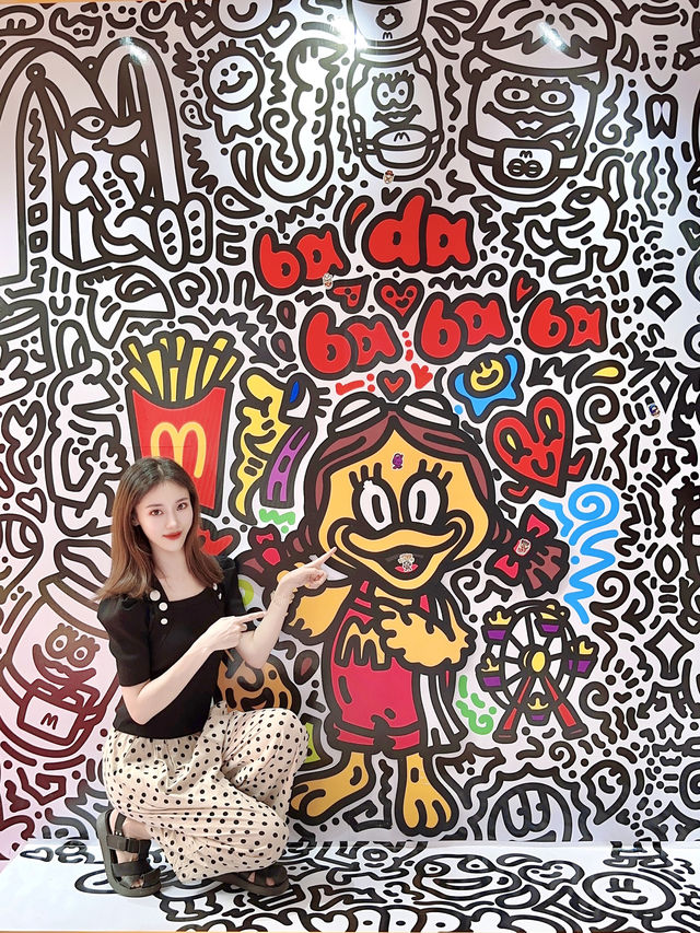 在Igc麥門xMr Doodle快閃展