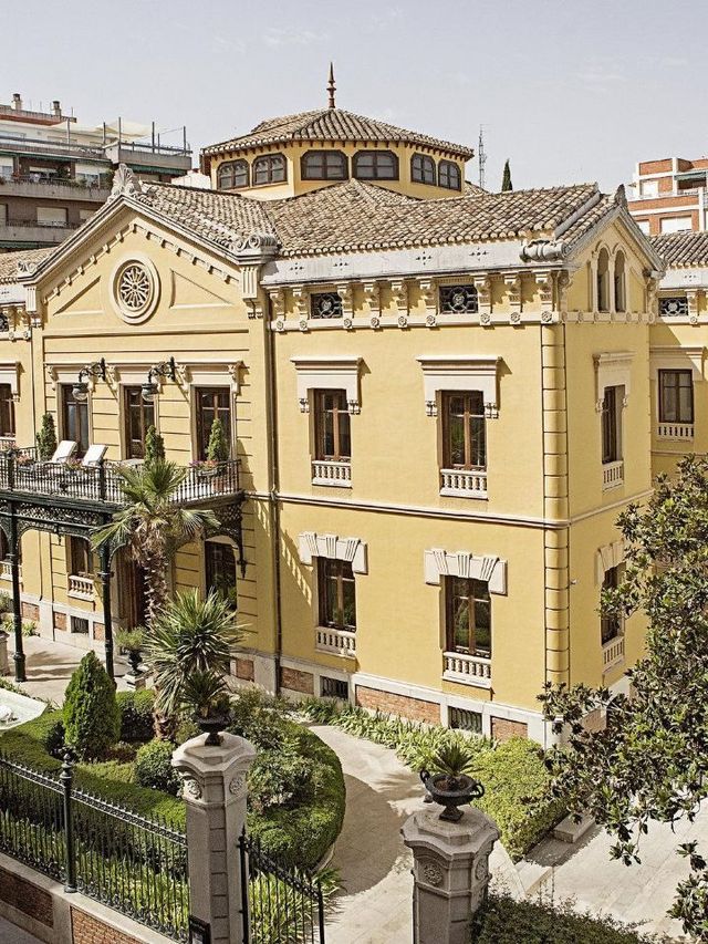 🌟 Granada's Palatial Charm: Hospes Palacio de Los Patos 🌟