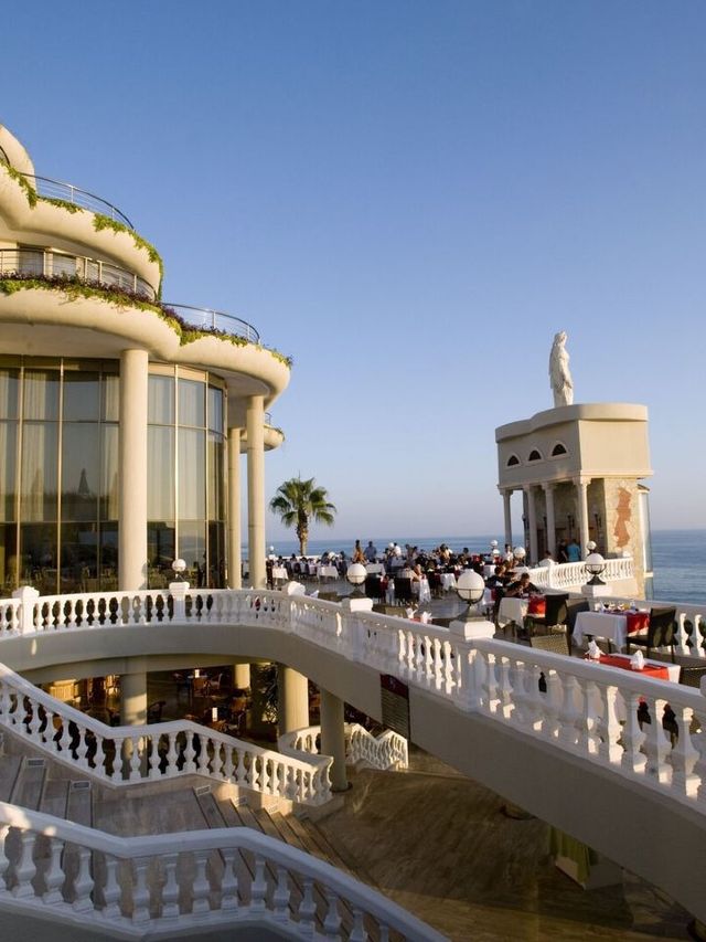 🌅 Side's Luxe Escape: Crystal Sunrise Queen Resort 🏰