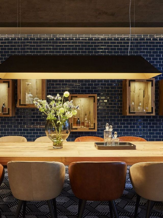 🌟 Berlin's Boutique Gem: Hotel Indigo 🎨