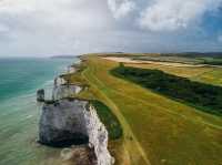 英格蘭侏羅紀海岸：獨特地質、壯麗景觀，全年適合徒步旅行和攝影