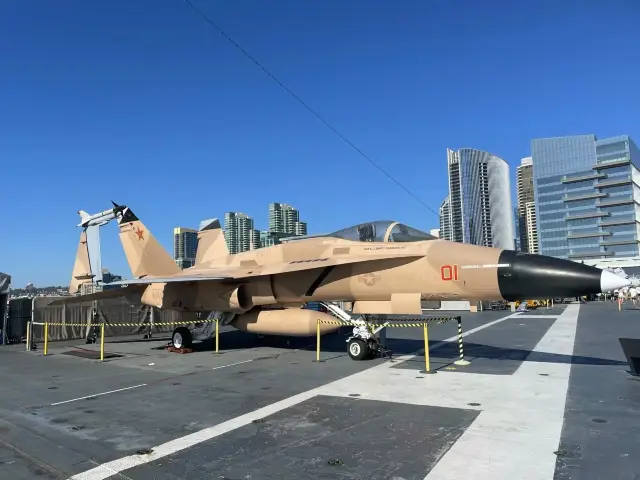 [Aircraft Carrier Exploration] USS Midway Museum in San Diego, Touch the US Navy. 