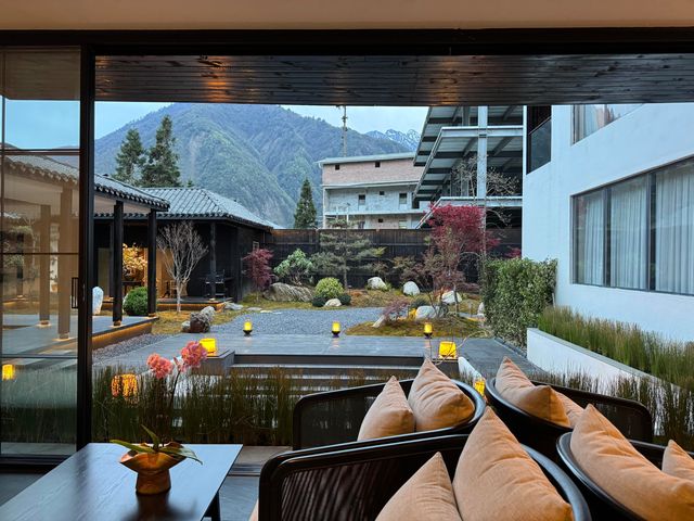 四川海螺溝/二山來-溫泉度假酒店