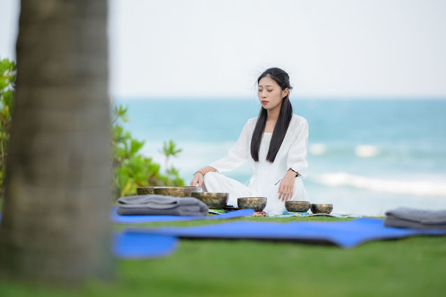 向海聆聽自然的聲音，感受自然的力量。