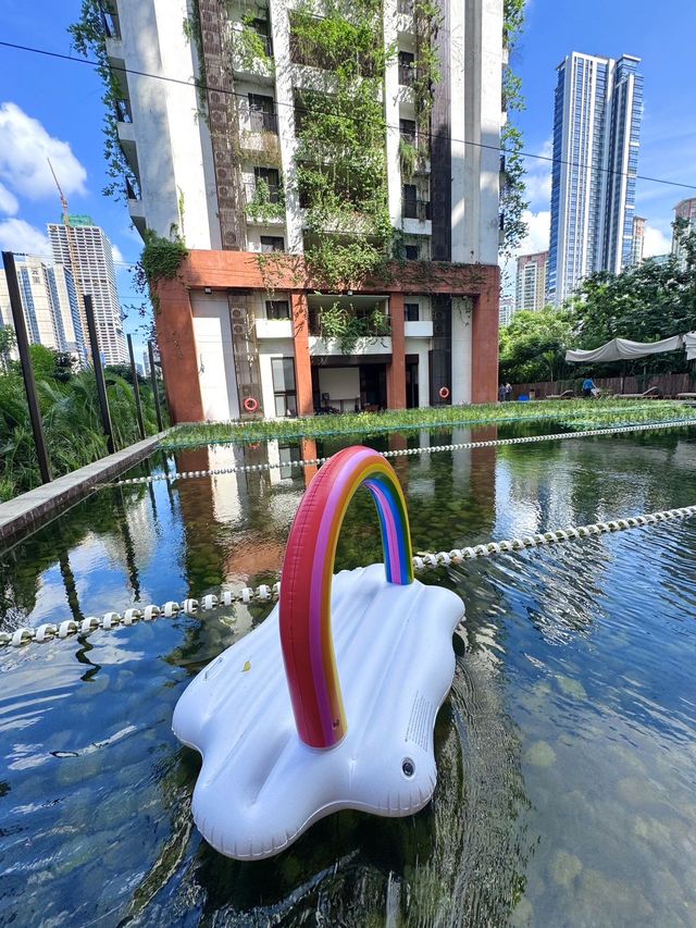 深圳必打卡～呢度竟然隱藏住一個生態泳池