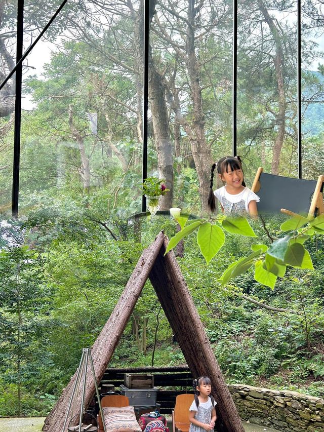 唔使離開武漢！1.5小時住進森林泳池！隱居山間過夏天