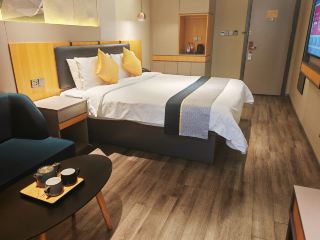 The Shining Star of Taihang - Xingtai, Xingtai's Companion - Home Inn