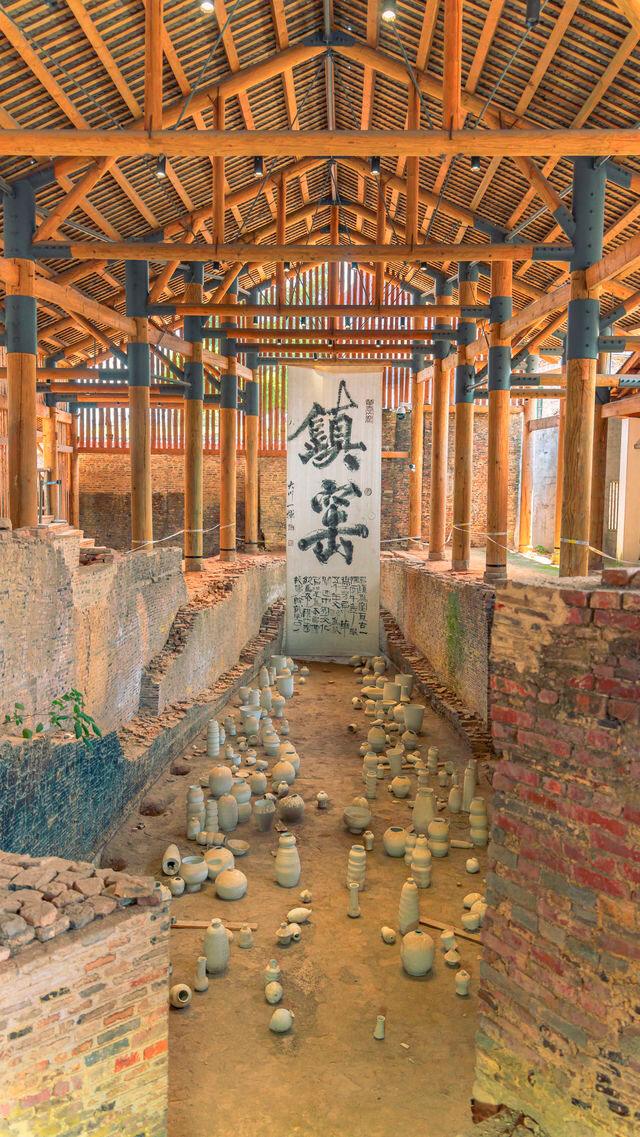 中國陶瓷文化來到景德鎮，感受到了這裡的風土人情