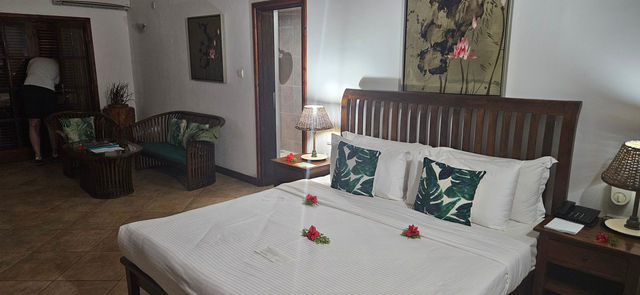 "A Little Gem on Praslin Island"